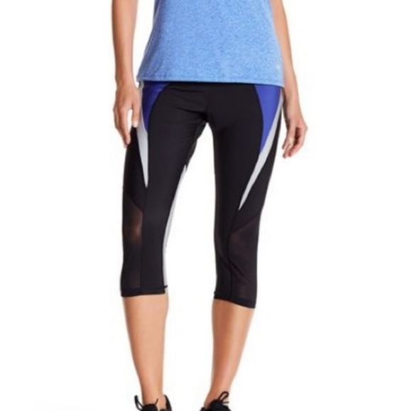 Capri leggings with mesh and colorblocks - Picture 1 of 4
